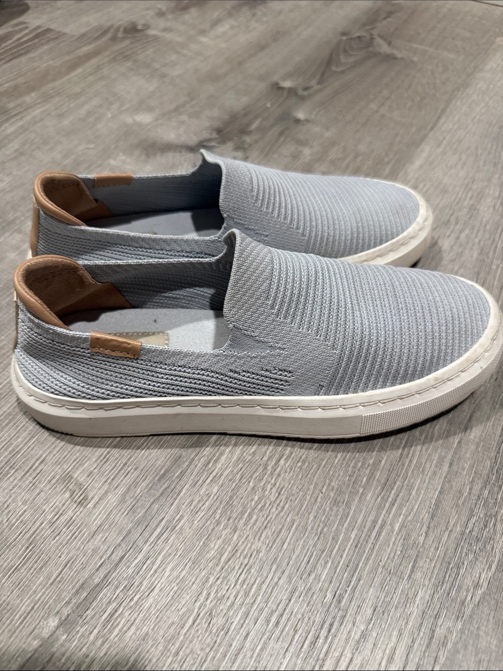 UGG Alameda Sammy Shoes Silver Smoke Slip On